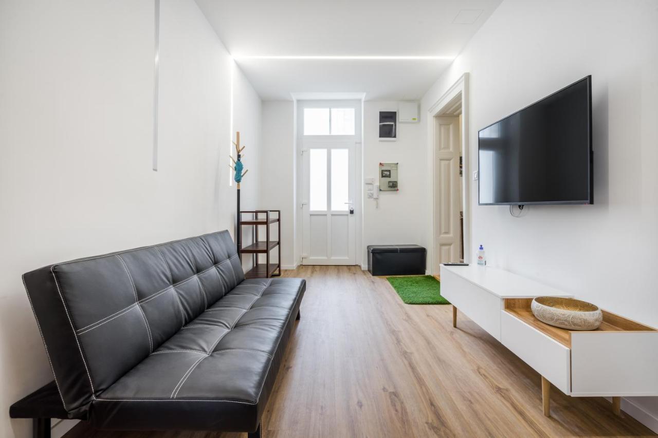 Bpr Stylish Vagabond Apartment With Ac Budapest Exterior photo